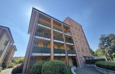 BILOCALE IN LOCAZIONE CON BALCONE E POSSIBILITÀ BOX
