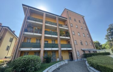 BILOCALE IN LOCAZIONE CON BALCONE E POSSIBILITÀ BOX