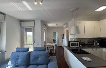 BILOCALE IN LOCAZIONE CON BALCONE E POSSIBILITÀ BOX